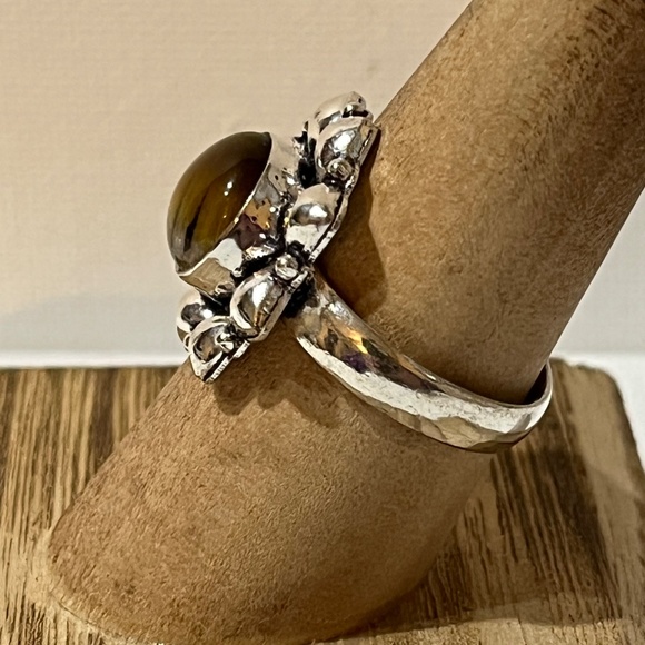 TIGERS EYE GEMSTONE RING STAMPED 925 SILVER PLATED SIZED 9 - Picture 3 of 9